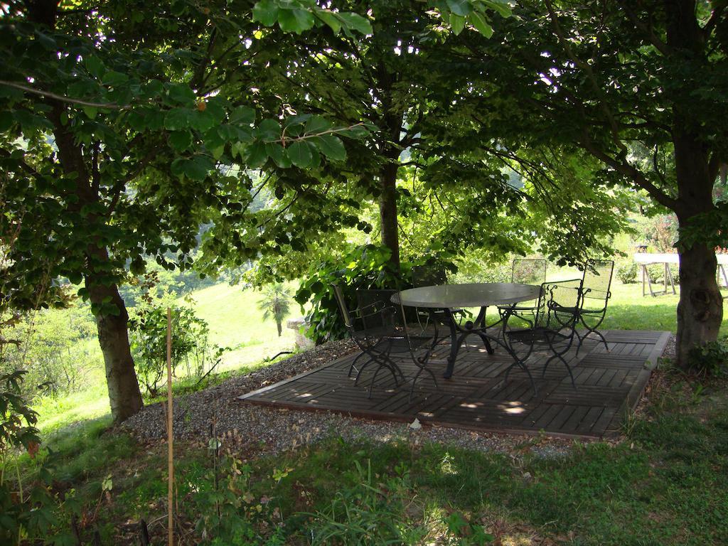 Cascina Nel Bosco Bed & Breakfast Moncucco Torinese Ngoại thất bức ảnh