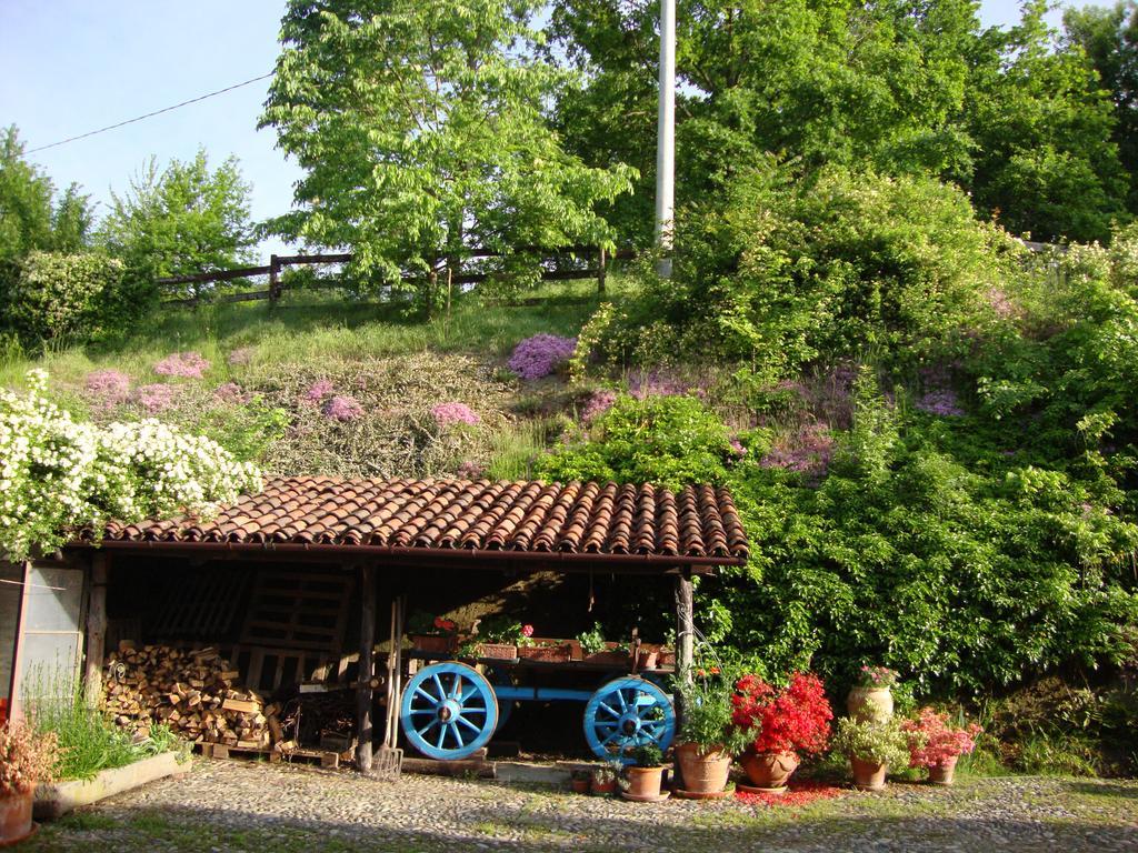 Cascina Nel Bosco Bed & Breakfast Moncucco Torinese Ngoại thất bức ảnh